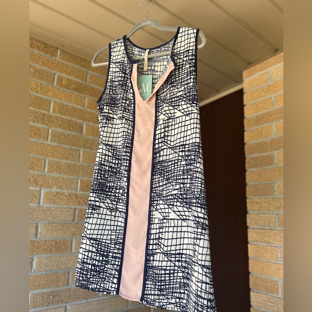 Neat lightweight dress